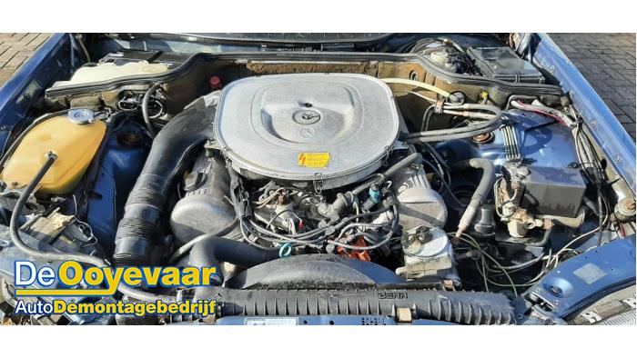 Mercedes S-Klasse Skrotfordon (1982, BLAUW)