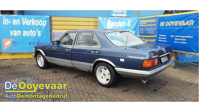 Mercedes S-Klasse Skrotfordon (1982, BLAUW)