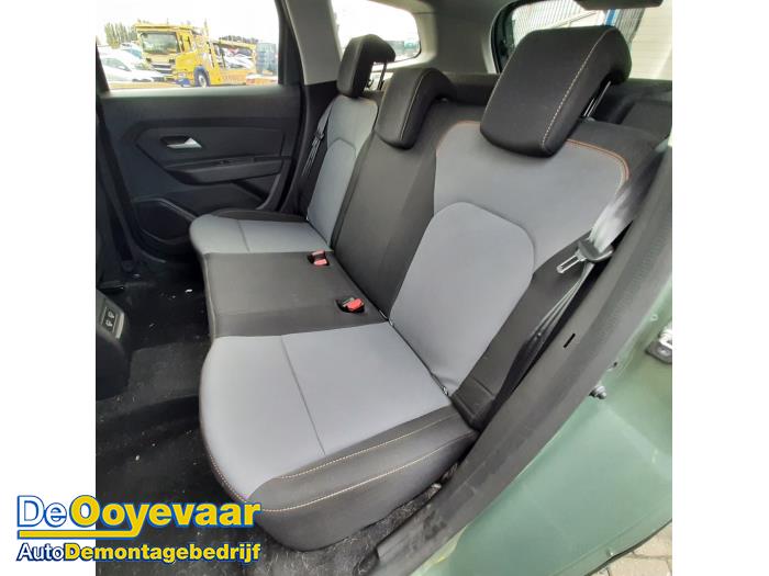 Dacia Duster 1.0 TCE 100 Bi-Fuel, Eco-G 12V Samochód złomowany (2023, Szary)