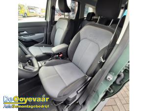 Dacia Duster 1.0 TCE 100 Bi-Fuel, Eco-G 12V Samochód złomowany (2023, Szary)