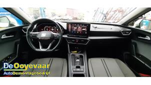 Seat Leon Sportstourer 1.5 eTSI 16V Samochód złomowany (2021, Bialy)