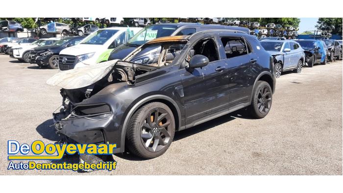 Lynk & Co 01 1.5 PHEV Vehículo de desguace (2022, Negro)