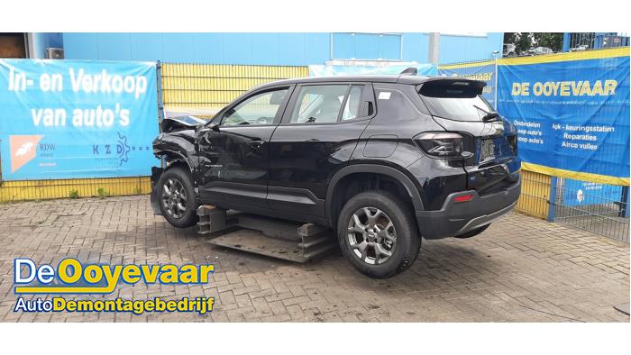 Jeep Avenger 54 kWh Vehículo de desguace (2024, Negro)