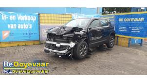 Jeep Avenger 54 kWh Vehículo de desguace (2024, Negro)