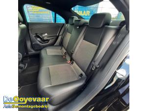 Mercedes CLA 1.3 CLA-180 Turbo 16V Vehículo de desguace (2020, Negro)
