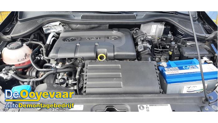 Volkswagen Polo 14- Vehículo de desguace (2017, Negro)