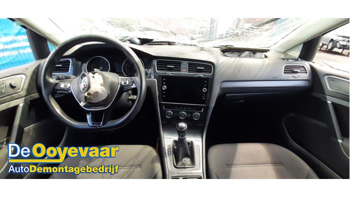 Volkswagen Golf VII 1.5 TSI Evo BlueMotion 16V Vehículo de desguace (2018, Azul)