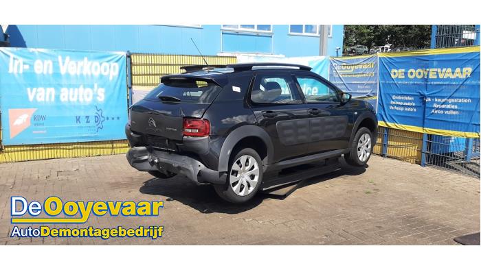 Citroen C4 Cactus 1.2 PureTech 82 12V Vehículo de desguace (2017, Negro)