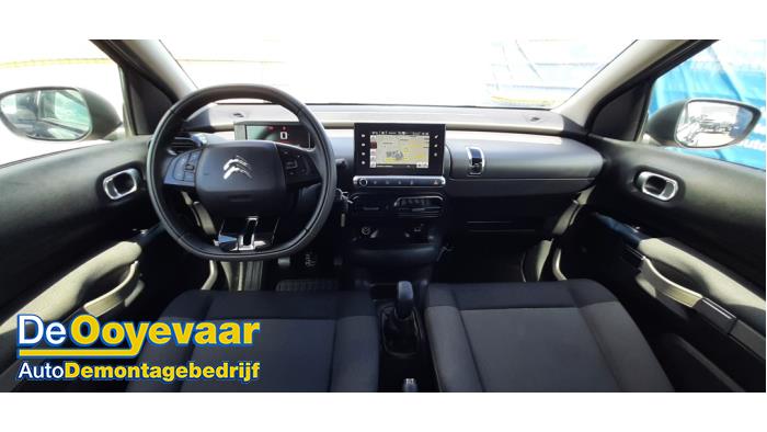 Citroen C4 Cactus 1.2 PureTech 82 12V Vehículo de desguace (2017, Negro)
