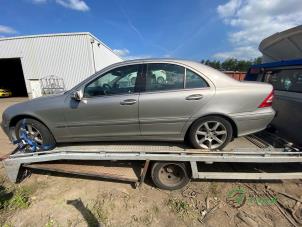 Mercedes C 1.8 C-180K 16V  (Skrot)