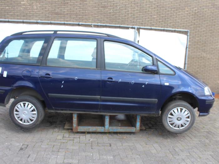 Seat Alhambra 7v8 9 2 0 Salvage Year Of Construction 03 Colour Blue Proxyparts Com