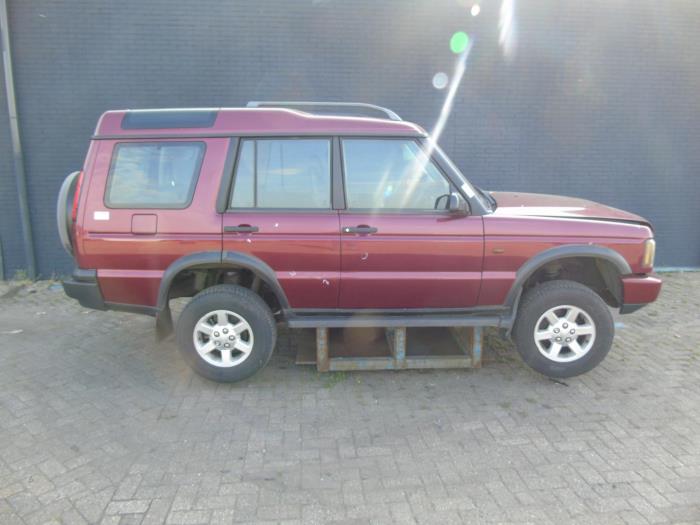 Landrover Discovery II 2.5 Td5 Schrottauto (2004, Rot)