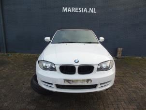 BMW 1 serie 118i 16V Épave (2010, Blanc)
