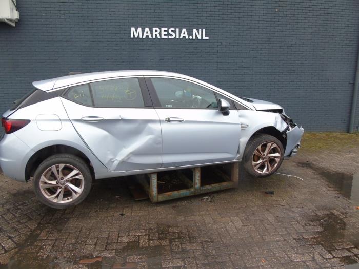 Opel Astra K 1.4 16V Vehículo de desguace (2016, Gris)