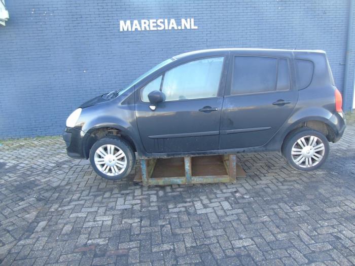 Renault Modus/Grand Modus 1.6 16V Épave (2008, Noir)