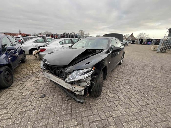 Lexus LS 600h 5.0 32V VVT-i Skrotfordon (2007, ZWART)