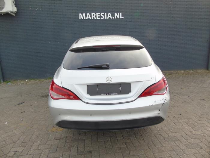 Mercedes CLA Shooting Brake 1.5 CLA-180 d 16V Épave (2017, Gris)