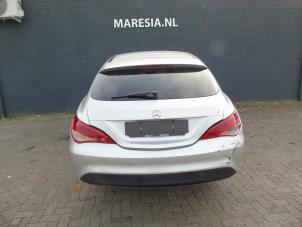 Mercedes CLA Shooting Brake 1.5 CLA-180 d 16V Épave (2017, Gris)