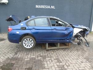 BMW 3 serie 320d 2.0 16V  (Épave)