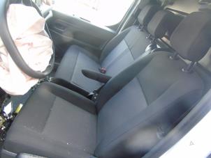 Peugeot Expert 1.5 BlueHDi 120 Vehículo de desguace (2024, Blanco)