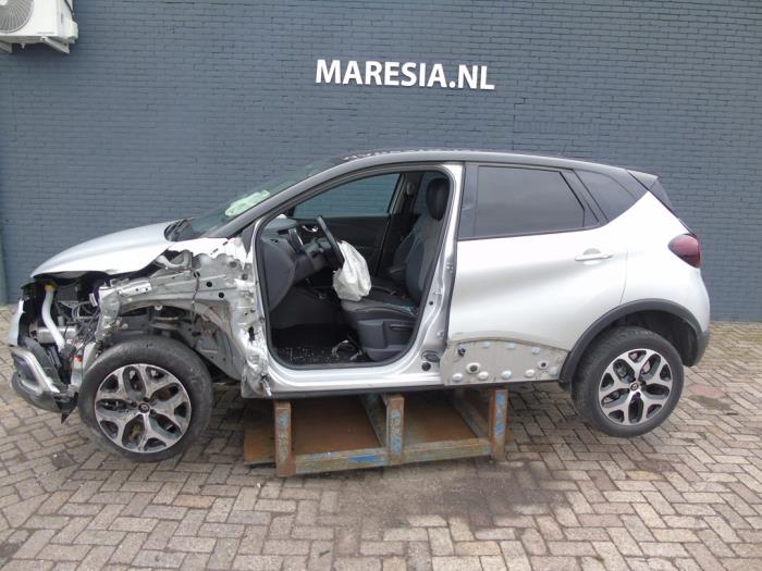 Renault Captur I 0.9 Energy TCE 12V Épave (2018, Gris)