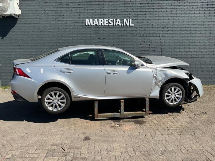 Lexus IS 300h 2.5 16V  (Desguace)