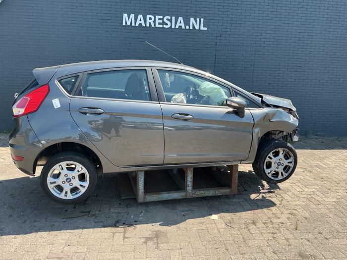 Ford Fiesta 6 1.0 SCI 12V 80 Vehículo de desguace (2016, Gris)
