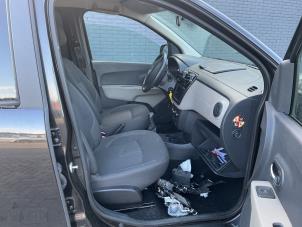 Dacia Lodgy 1.2 TCE 16V Vehículo de desguace (2013, Negro)