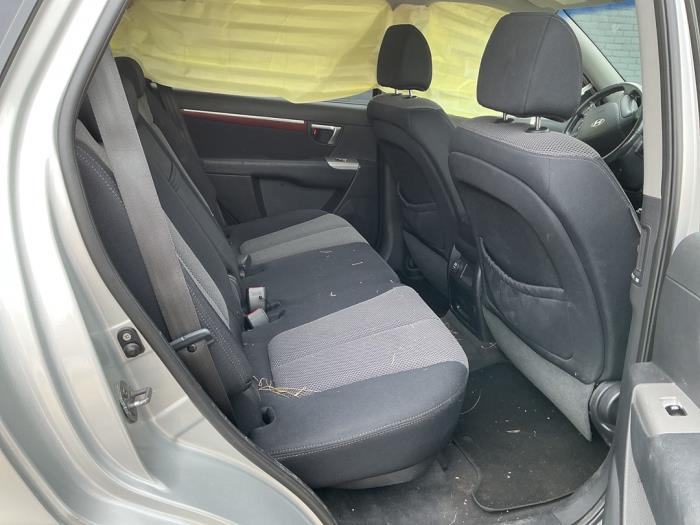 Hyundai Santa Fe II 2.7 V6 24V 4x2 Vehículo de desguace (2007, Gris)