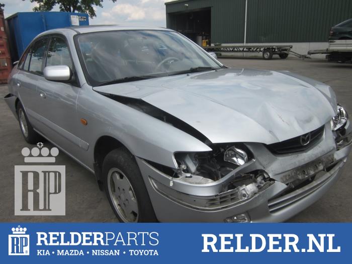 Mazda 626 2.0i 16V Vehículo de desguace (2001, Gris)