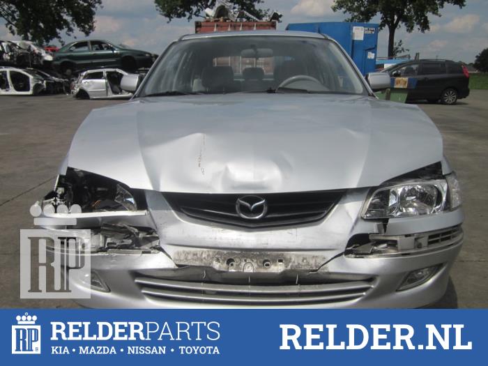Mazda 626 2.0i 16V Vehículo de desguace (2001, Gris)