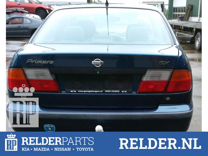 Nissan Primera 2.0 SRi 16V Épave (1998, Bleu)