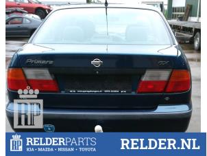 Nissan Primera 2.0 SRi 16V Épave (1998, Bleu)