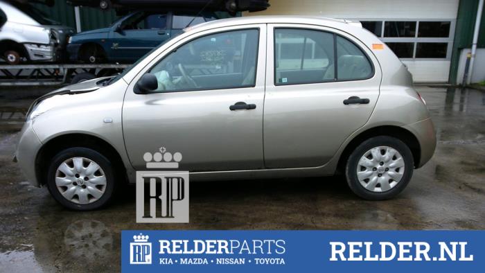 Nissan Micra 1.2 16V Épave (2004, Or )