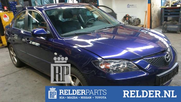 Mazda 3 1.6i 16V Épave (2006, Bleu)