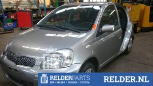 Toyota Yaris 1.3 16V VVT-i Épave (2005, Gris)