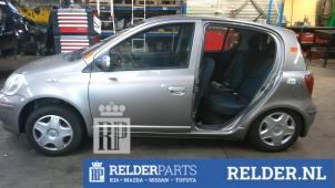 Toyota Yaris 1.3 16V VVT-i Épave (2005, Gris)