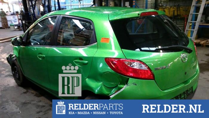 Mazda 2 1.5 16V S-VT Vehículo de desguace (2009, Verde)