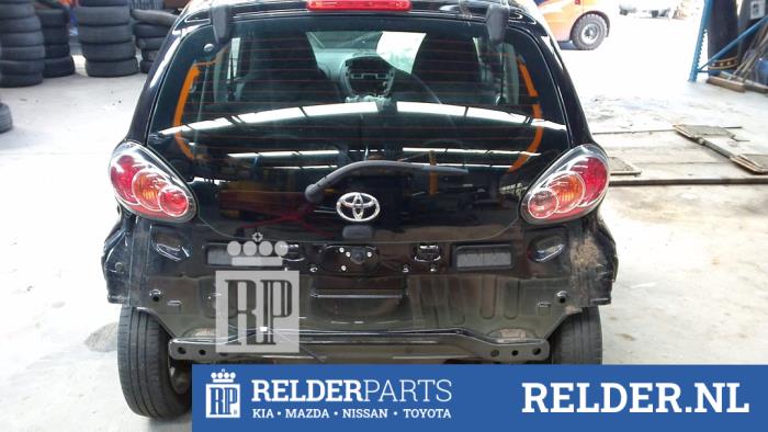 Toyota Aygo 1.0 12V VVT-i Schrottauto (2013, Schwarz)