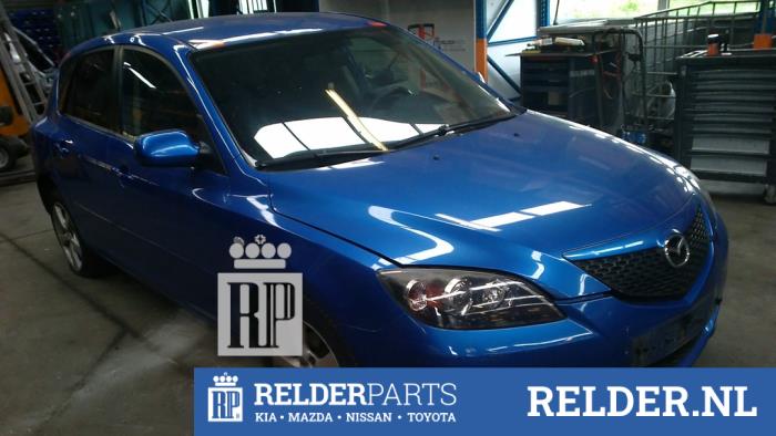 Mazda 3 Sport 1.3i 16V Épave (2004, Bleu)