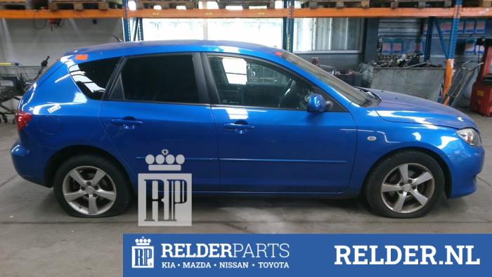 Mazda 3 Sport 1.3i 16V Épave (2004, Bleu)