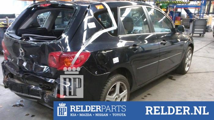 Mazda 3 Sport 1.3i 16V Épave (2005, Noir)