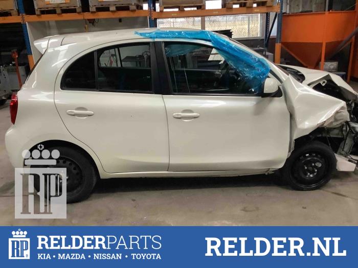 Nissan Micra 1.2 12V Skrotfordon (2015, METALLIC WIT QX1)