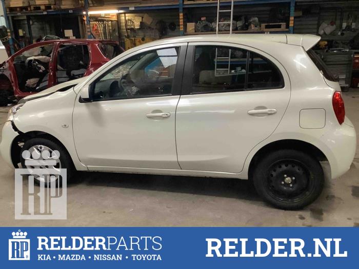 Nissan Micra 1.2 12V Skrotfordon (2015, METALLIC WIT QX1)