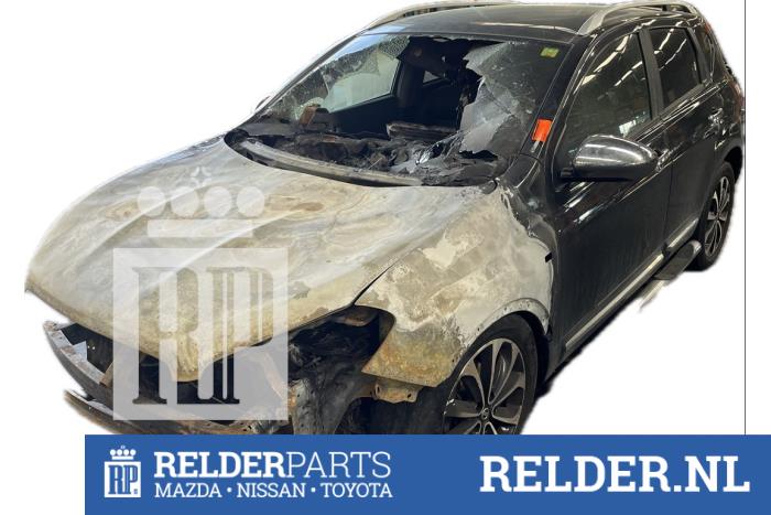 Nissan Qashqai 2.0 16V Schrottauto (2012, Schwarz)