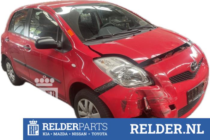 Toyota Yaris II 1.0 12V VVT-i Samochód złomowany (2009, Czerwony)