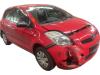 Toyota Yaris II 1.0 12V VVT-i Samochód złomowany (2009, Czerwony)
