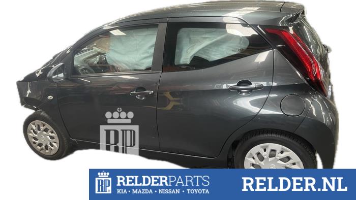 Toyota Aygo 1.0 12V VVT-i Vehículo de desguace (2019, Gris)