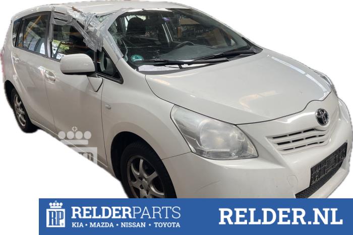 Toyota Verso 1.6 16V VVT-i Skrotfordon (2010, WIT 040)