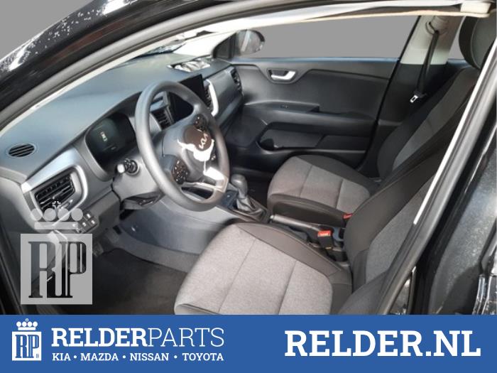 Kia Stonic 1.0i T-GDi 12V Eco-Dynamics+ Épave (2024, Noir)